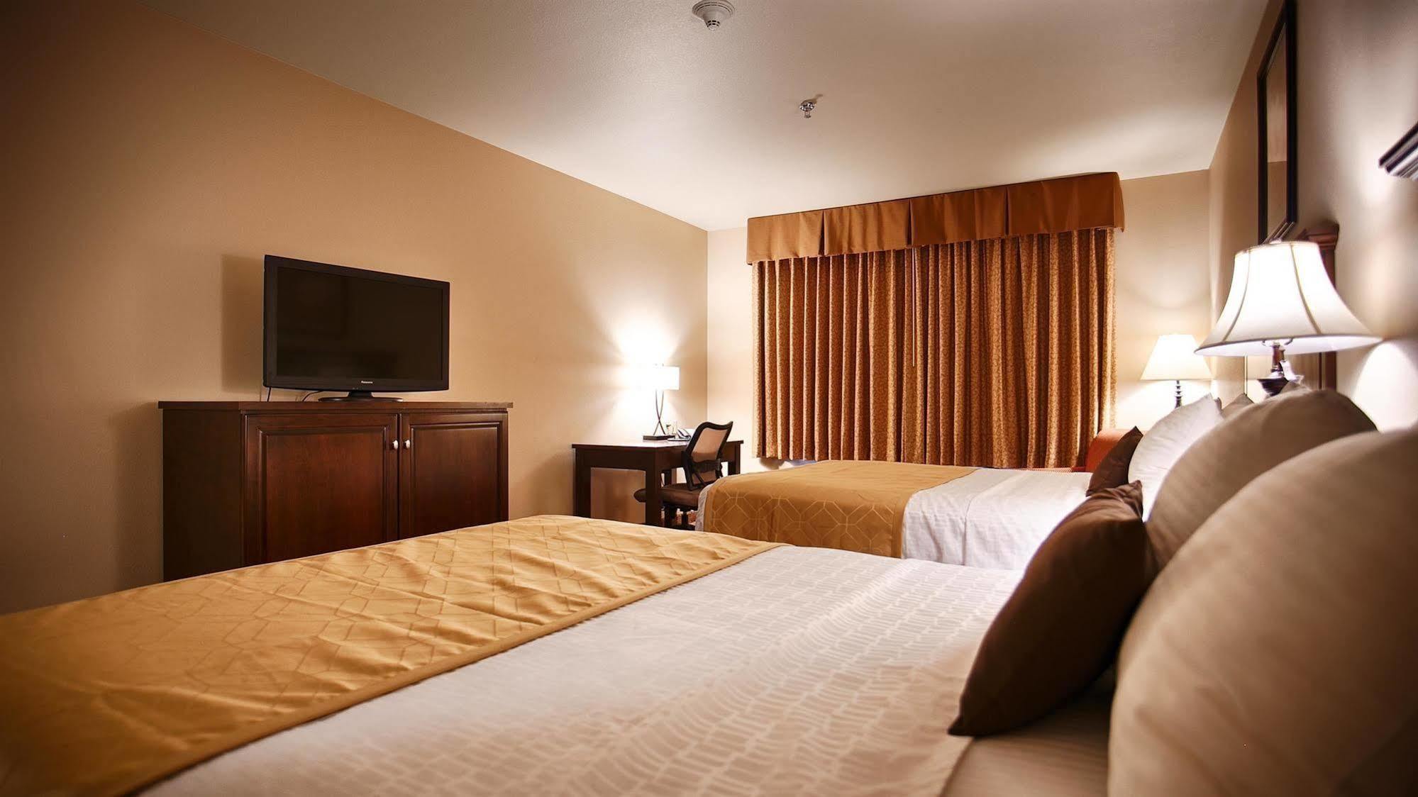Radisson Hotel 3*