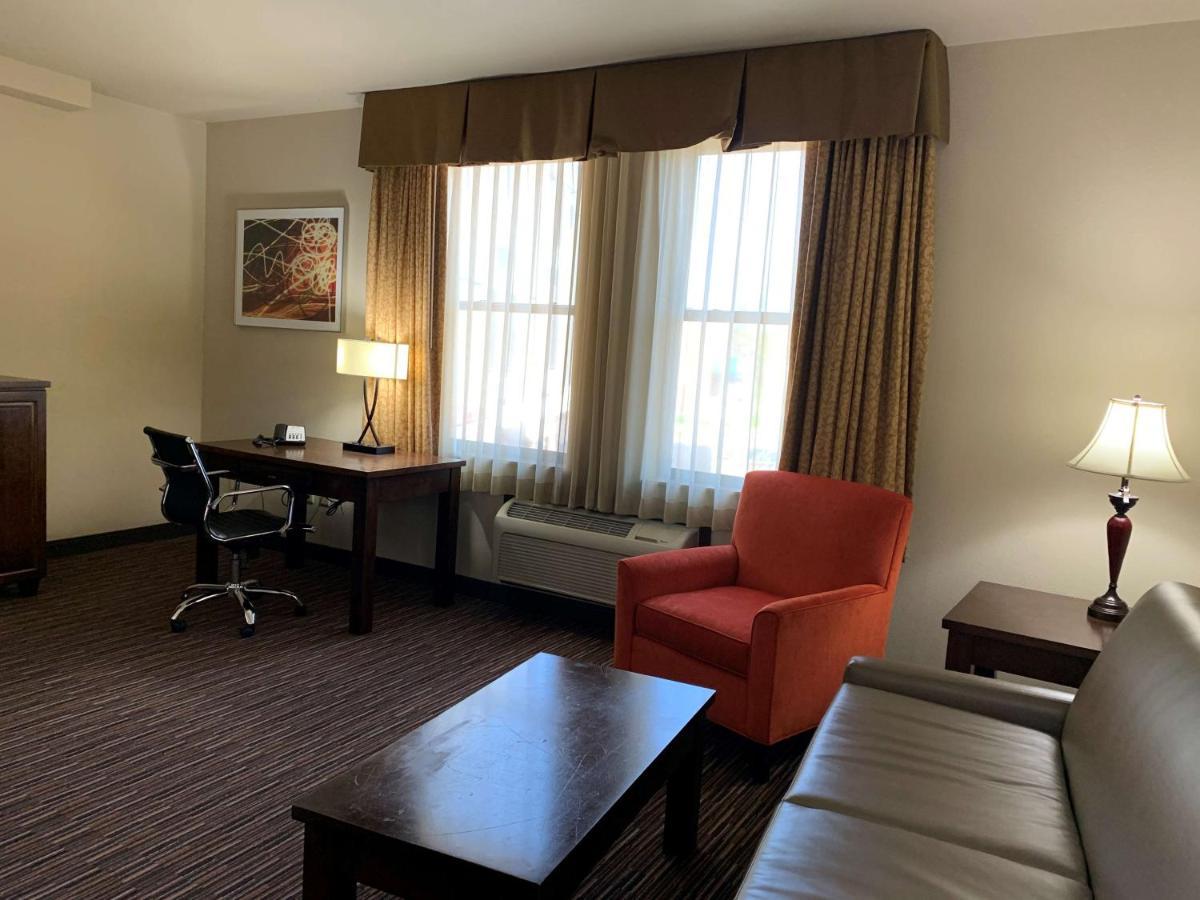 Hotel Radisson River Falls